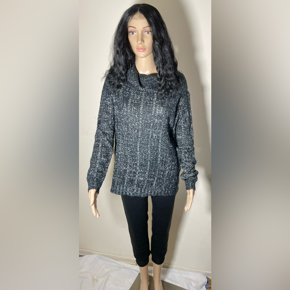 Sz L Onix women cowl neck sweater Women's Black and white knit Sweater